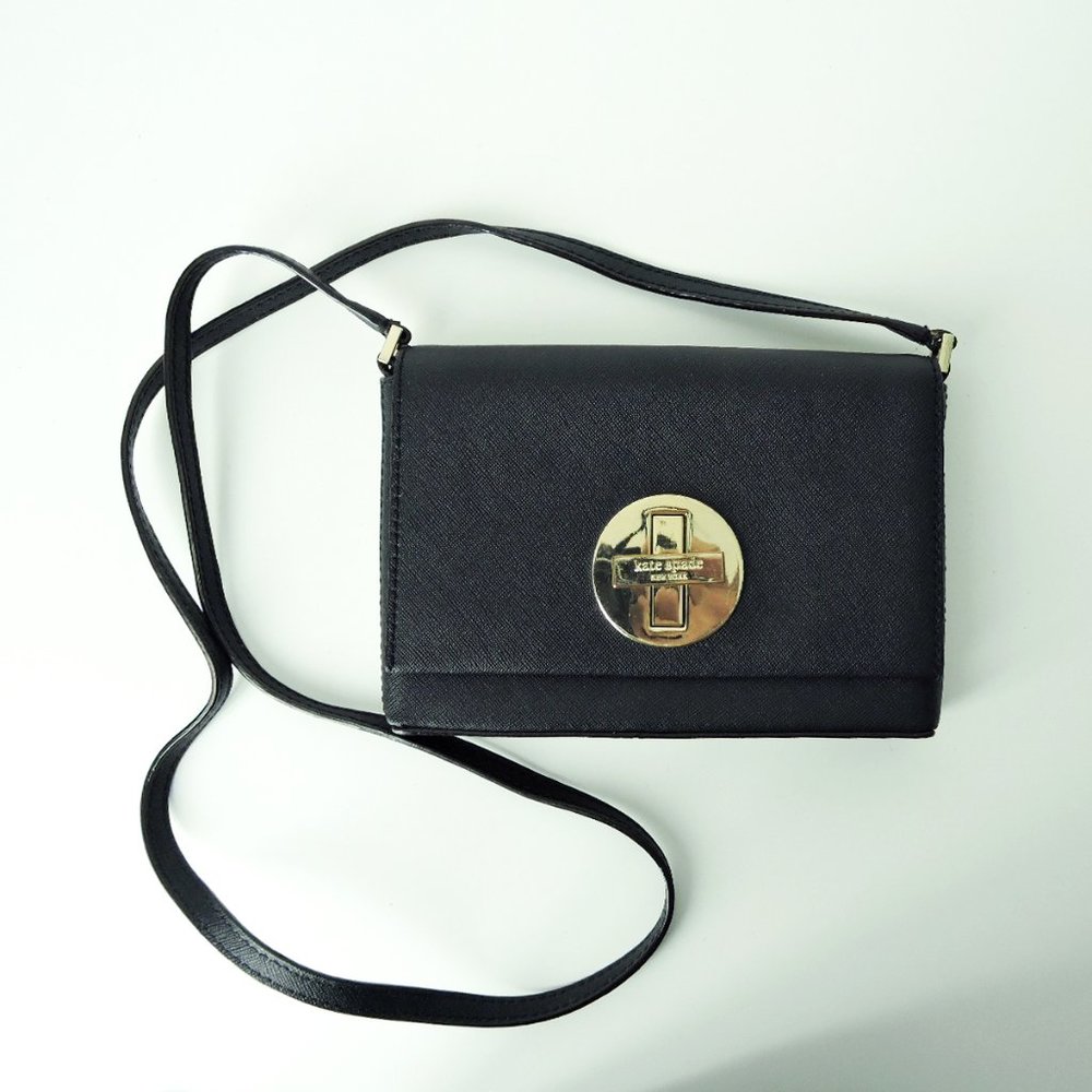 Kate Spade Black Saffiano Leather Cross body Shoulder Bag purse Clutch Sally